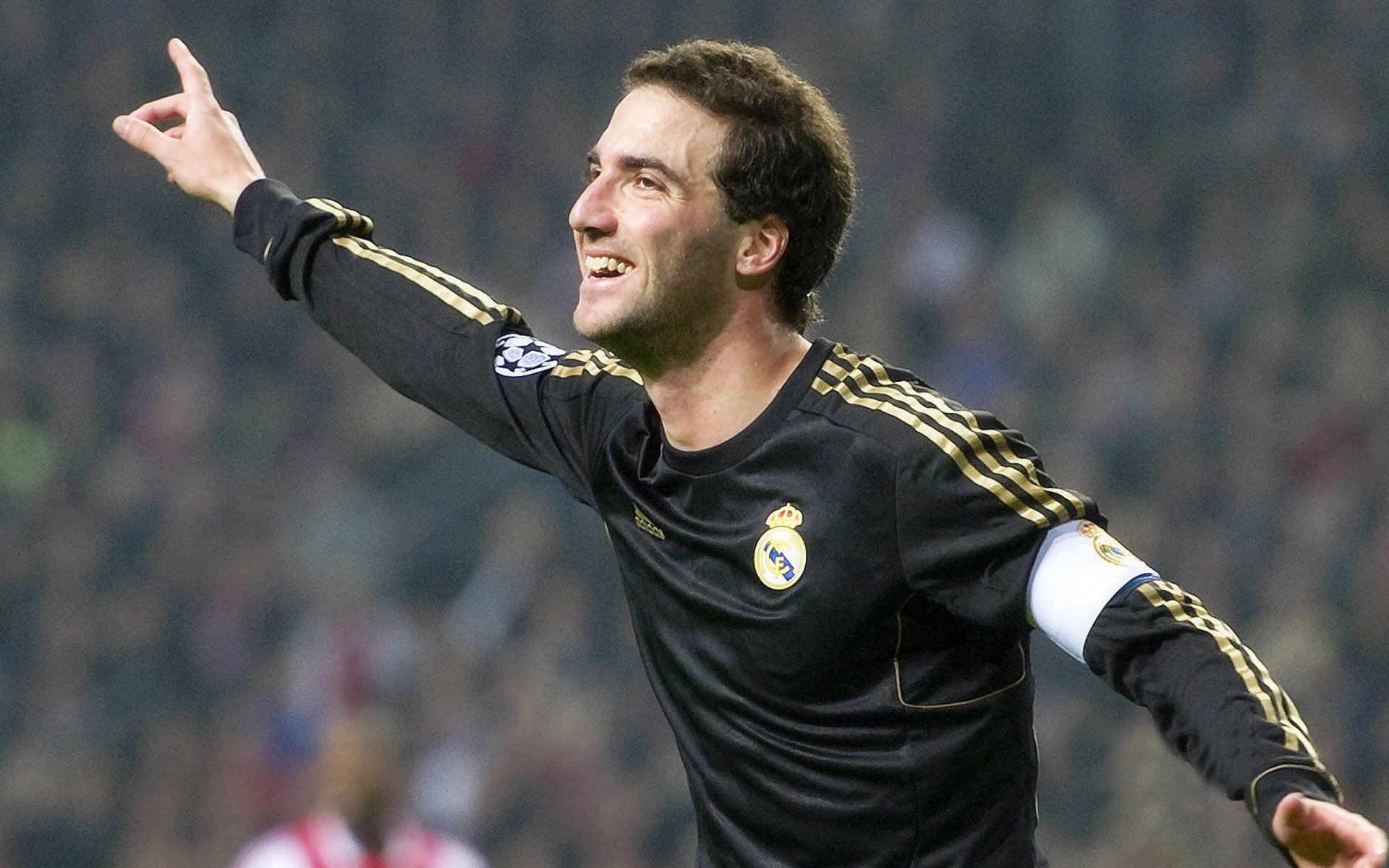 开云真人体育娱乐-“武汉马拉松:赛道尽头,冠军就在眼前”